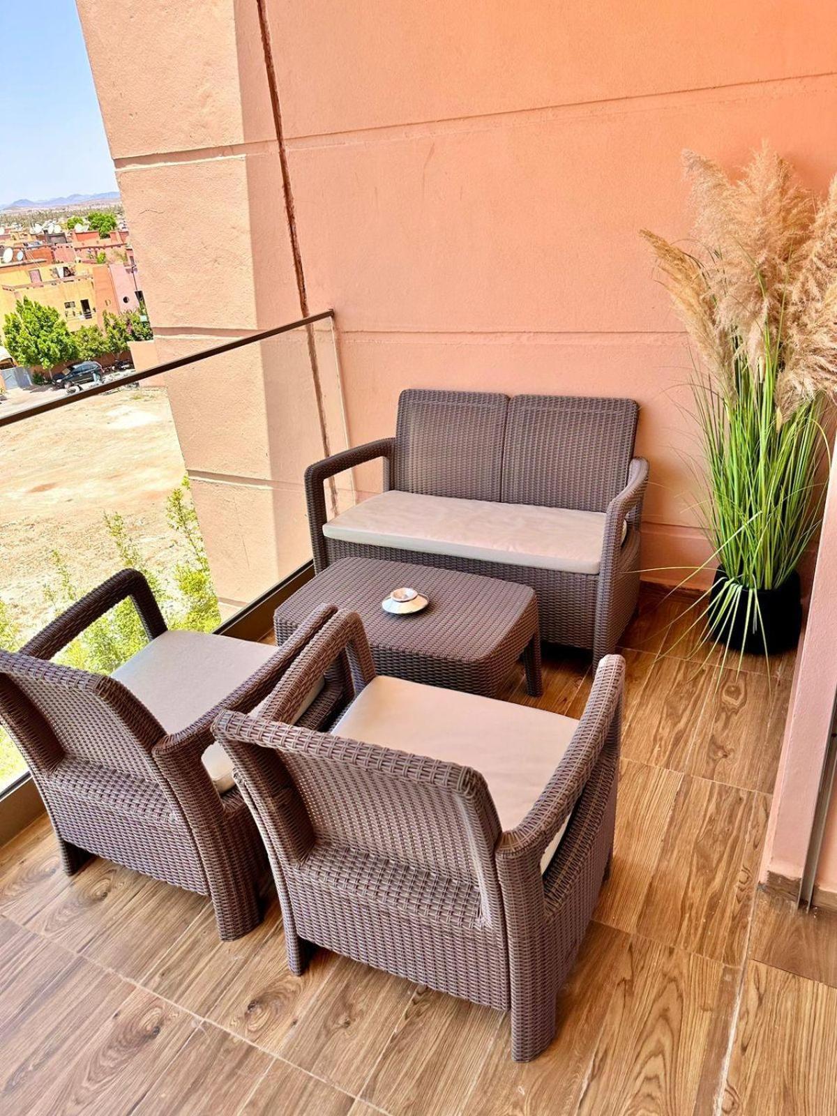 Appartement Luxueux Avec Piscine 10 Minutes Du Centre Ville Marrakesh Exterior photo